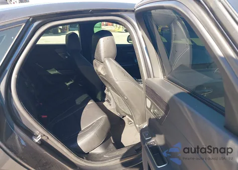 2017 Jaguar Xf S z USA, uszkodzony, nr VIN SAJBG4BV6HCY34659